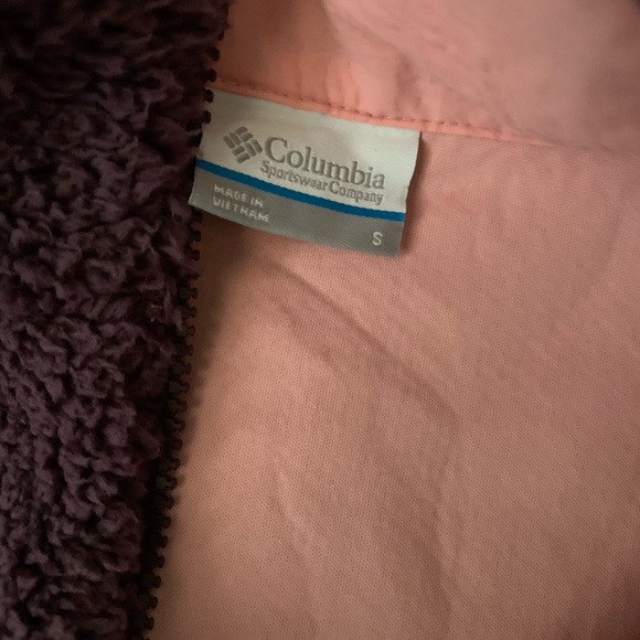Columbia fuzzy zip jacket - Picture 6 of 6